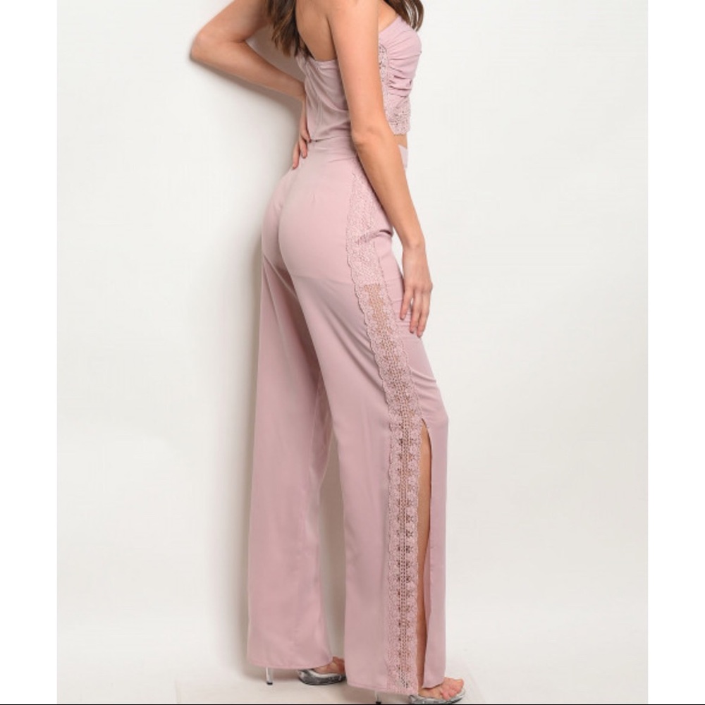 ⭐️HP⭐️💃🏻Blush Silky Lace Bandeau Top & Pants Set - Picture 2 of 8